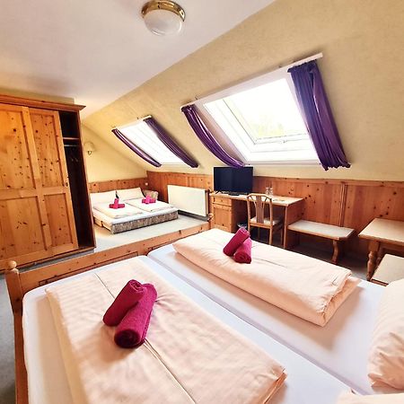 Hotel-Barbarossa-Garni Bei Hanau رودنباخ المظهر الخارجي الصورة