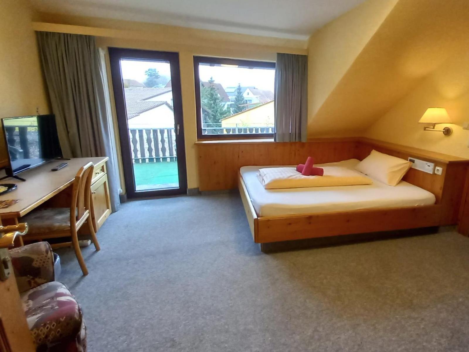 Hotel-Barbarossa-Garni Bei Hanau رودنباخ المظهر الخارجي الصورة